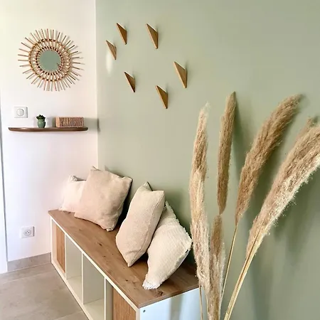 Le Champ Des Reves - Terrasse - Parking Prive 아파트 *