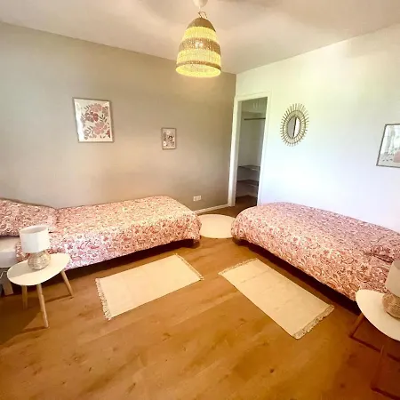 Apartment Le Champ Des Reves - Terrasse - Parking Prive