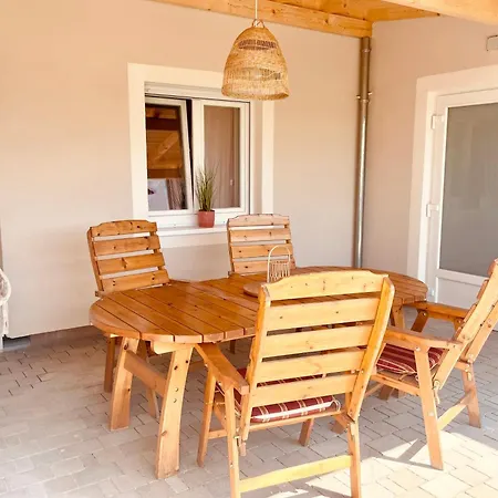 Apartment Le Champ Des Reves - Terrasse - Parking Prive